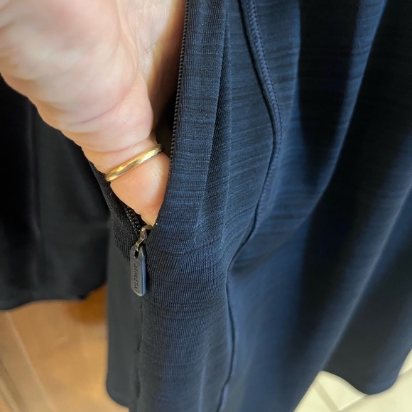 NWT Athlete Pacifica Shores Coverup Navy Small Quarter Zip Side Pockets Hood - Picture 5 of 16